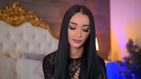 denisedevilles online show from 02.28.25