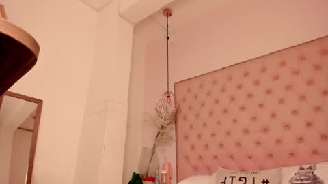 denisse_logan online show from 11.09.25