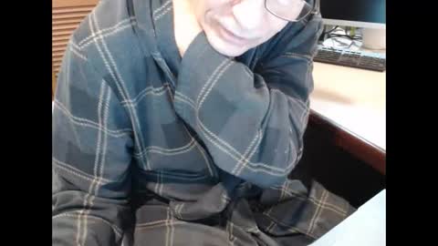 Snapshot of denn_jett chatting on 01.25.25 Den Jet online show from 01.25.25