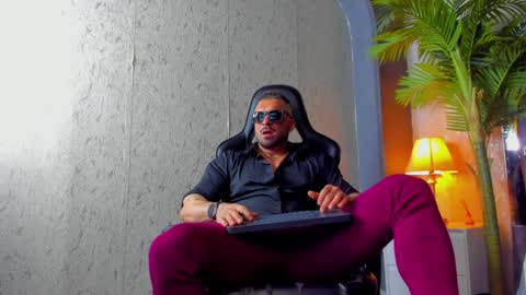 dennis_cox_ online show from 02.07.25