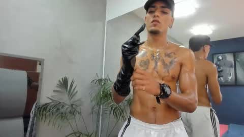 Snapshot of dennis_kinsey chatting on 02.19.26 Dennis Kinsey online show from 02.19.26