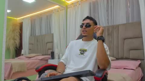 Dennis Kinsey online show from 03.25.26