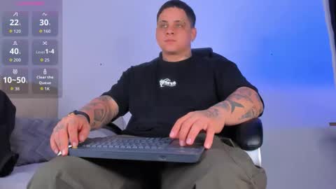 dennis munera online show from 10.25.25