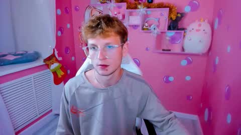 Snapshot of dennis_rodriguez chatting on 12.15.25 Dennis online show from 12.15.25