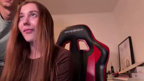 Snapshot of denobluora chatting on 10.17.25 Jasper   online show from 10.17.25