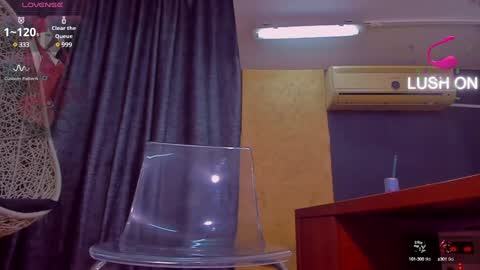 Snapshot of denychantall chatting on 02.24.25 denychantall online show from 02.24.25