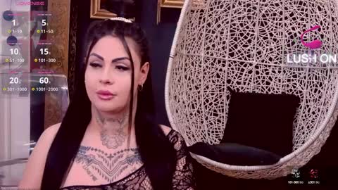 Snapshot of denychantall chatting on 02.25.25 denychantall online show from 02.25.25