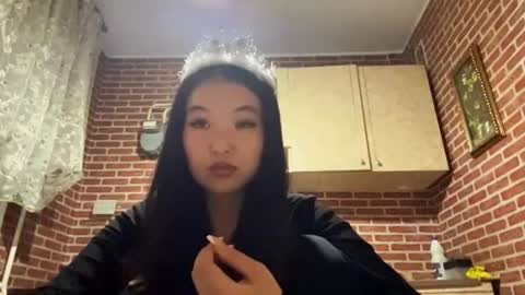 Snapshot of denysebernacchi chatting on 11.18.25 Emma online show from 11.18.25