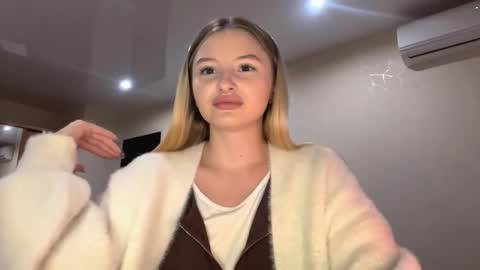 Vi  Victoria online show from 10.12.25