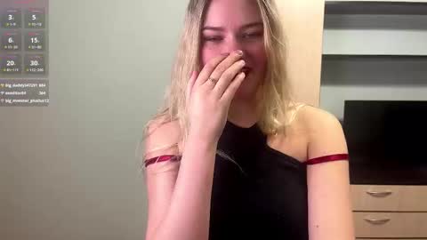 Snapshot of deonnahobb chatting on 02.19.26 Luna online show from 02.19.26