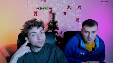 Snapshot of derek_hawk_ chatting on 12.21.25 derek_hawk_ online show from 12.21.25