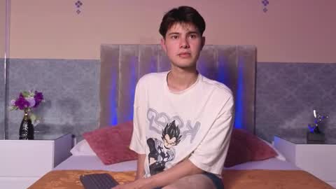 derek_sinn online show from 02.12.26