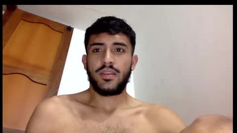 Snapshot of derek_smiith chatting on 02.12.25 Derek smiith online show from 02.12.25