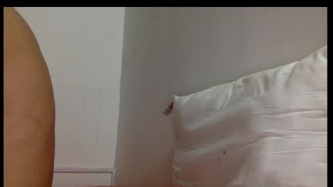 Snapshot of derek_smiith chatting on 02.13.25 Derek smiith online show from 02.13.25