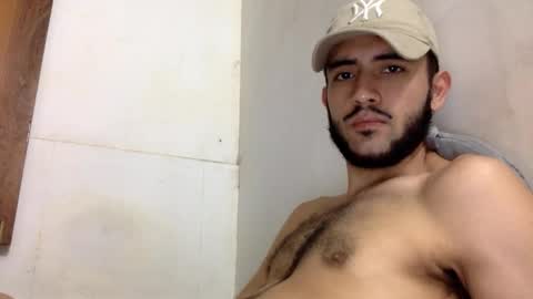 Snapshot of derek_smiith chatting on 09.25.25 Derek smiith online show from 09.25.25