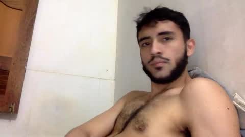 Snapshot of derek_smiith chatting on 09.28.25 Derek smiith online show from 09.28.25