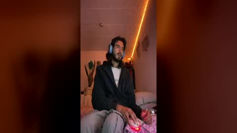 Snapshot of derek_smoke chatting on 07.07.26 Derek smit online show from 07.07.26