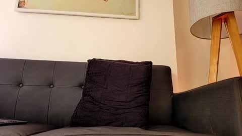 Derek independent model  online show from 12.04.24