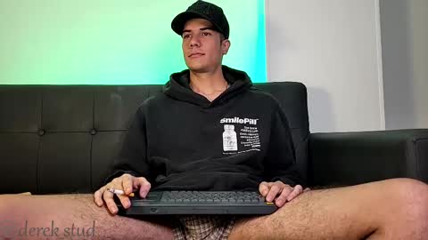 Derek independent model  online show from 12.19.25