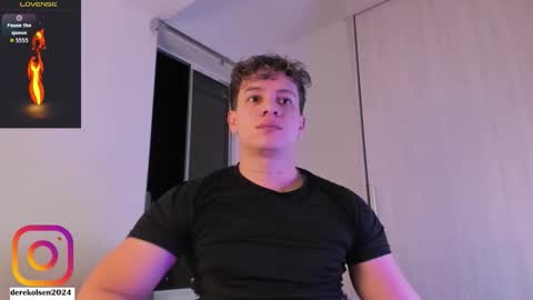 Snapshot of derekolsen_ chatting on 10.28.25 Derek IG Derekolsen2024 online show from 10.28.25