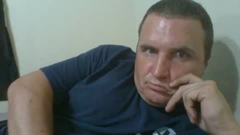 Snapshot of derrickagain chatting on 07.04.26 Beeasy online show from 07.04.26