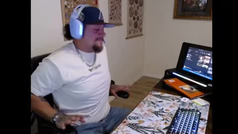 Snapshot of desertadventurer25 chatting on 09.25.25 desertadventurer25 online show from 09.25.25