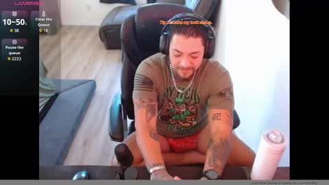 Snapshot of desertadventurer25 chatting on 10.02.25 desertadventurer25 online show from 10.02.25