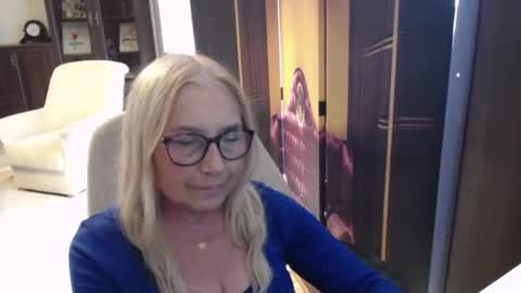 Snapshot of desiresofia chatting on 07.12.26 S O F I A online show from 07.12.26