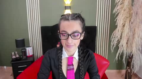 Snapshot of desiring__angel chatting on 02.11.25 Desiring Angel online show from 02.11.25