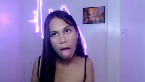 Snapshot of dess_morena chatting on 06.06.26 Dess online show from 06.06.26