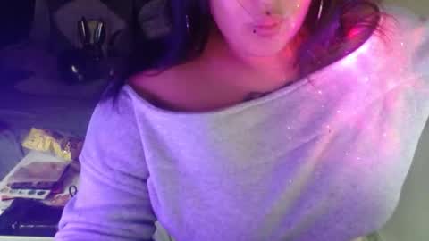 destinyfuckass69 online show from 11.26.25