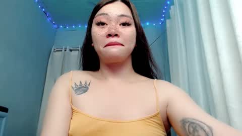 Snapshot of destinyroxie chatting on 01.04.25 ROXIE  online show from 01.04.25