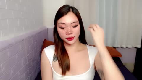 Snapshot of destinyroxie chatting on 02.20.25 ROXIE  online show from 02.20.25