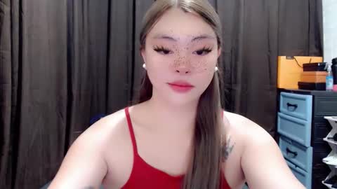 Snapshot of destinyroxie chatting on 10.13.25 ROXIE  online show from 10.13.25