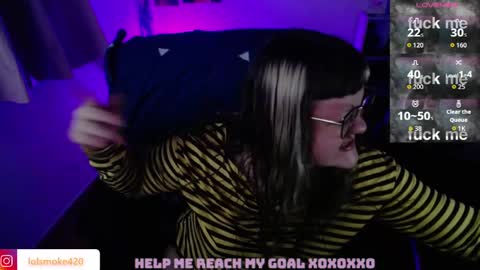 Snapshot of destroyall420 chatting on 05.09.26 Lola Bdsm and fries online show from 05.09.26