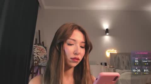 Deva online show from 10.30.25