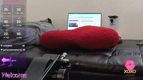 Deviant Devotion online show from 01.28.25