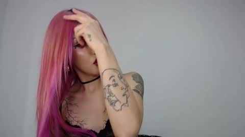 Angel Boo and Adrian online show from 12.17.25