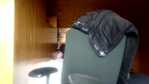 Snapshot of devil_dark_berlin chatting on 12.21.24 ooo  Devil Dark  ooo online show from 12.21.24