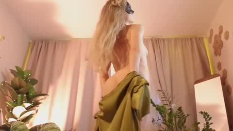 ...Ill be back ... online show from 02.15.25