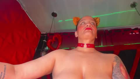 devil_taylorx online show from 10.04.25