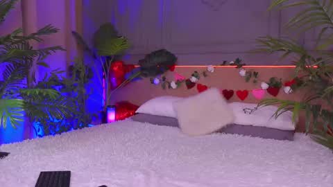 devilinee online show from 02.13.25