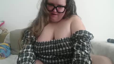 Snapshot of devilschick chatting on 02.24.26 DevilsChick -- OF online show from 02.24.26