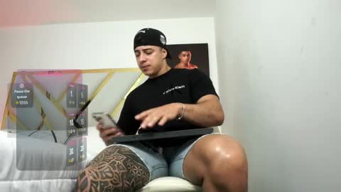 Snapshot of devin_hunter chatting on 06.06.26 Devin Hunter online show from 06.06.26