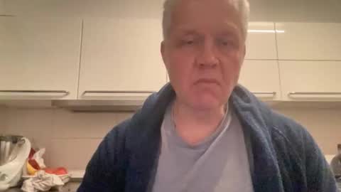 Snapshot of devon_nite chatting on 11.11.25 Devon online show from 11.11.25