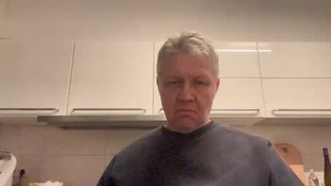 Snapshot of devon_nite chatting on 11.26.25 Devon online show from 11.26.25