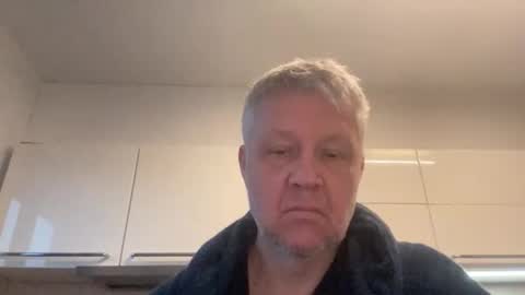 Snapshot of devon_nite chatting on 12.15.25 Devon online show from 12.15.25