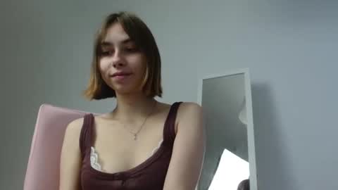 Snapshot of dewkiss chatting on 10.30.25 dewkiss online show from 10.30.25