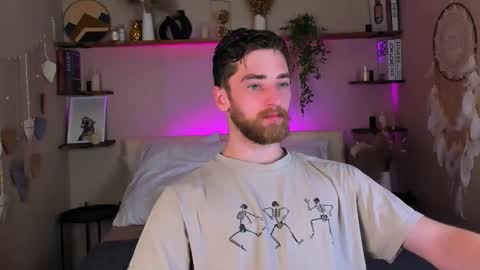 Snapshot of dexter_dexx chatting on 10.19.25 Dexter online show from 10.19.25