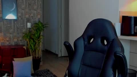 JULIAN online show from 12.14.25